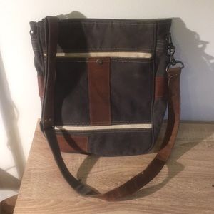 Crossbody bag made from eco-friendly materials